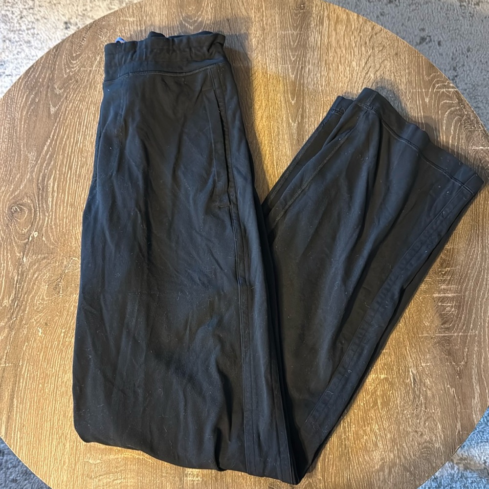Lululemon Men’s Drawstring Waist Lounge Pants, Size Medium